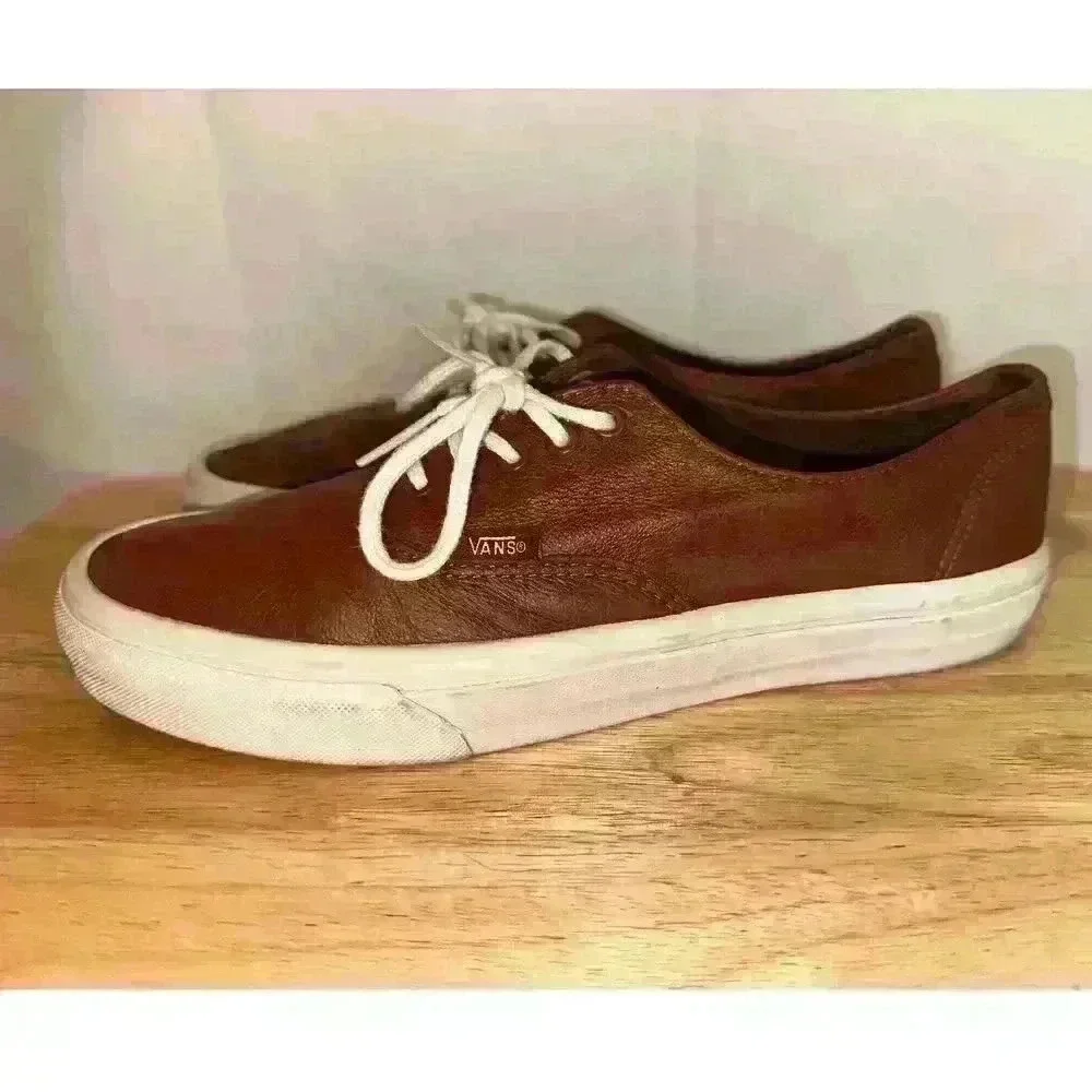 Van's Off the Wall Authentic Decon Premium Leather Brown Men's Size 10‎